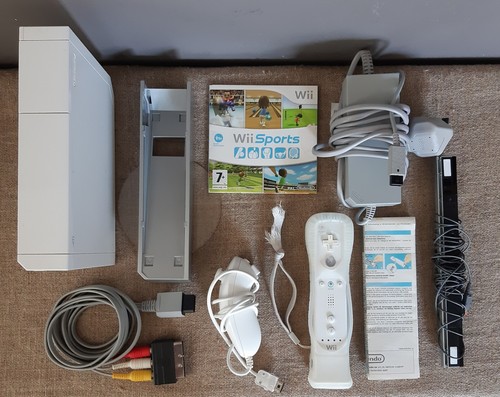 Nintendo wii white - nintendo,