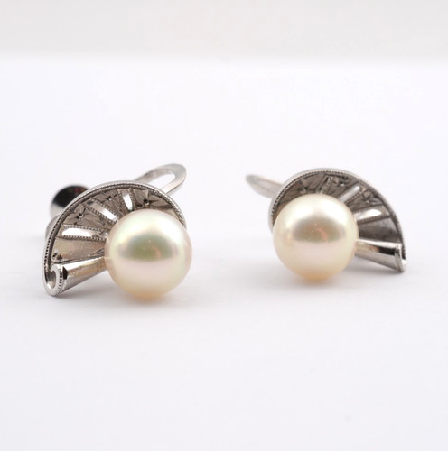 Authentic mikimoto akoya pearl - akoya,