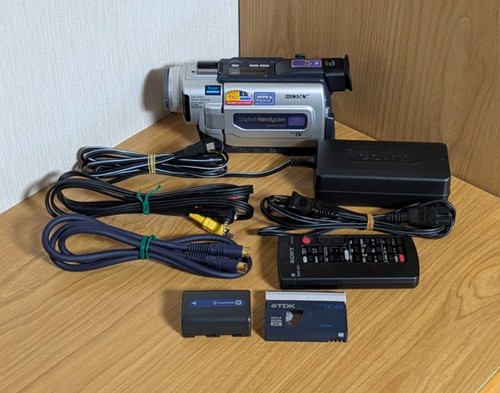 Sony dcr trv17 handycam - dcr-trv17,