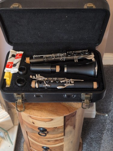 Clarinet with hard case - clarinet,
