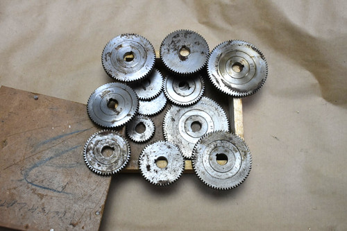 Box change gears - change,