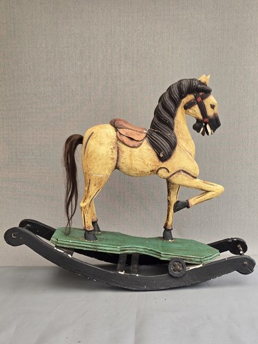 Vintage hand carved - hand,