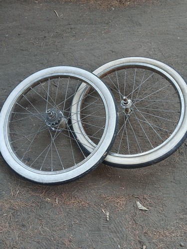 Two vintage bike - two,