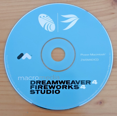 Macromedia dreamweaver disc - 4,