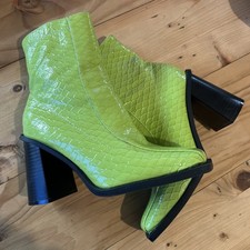Size 7 Lime Green Shiny