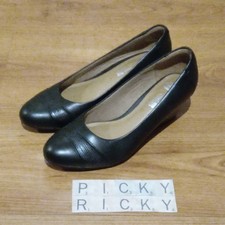 Clarks Cushion Soft Womens