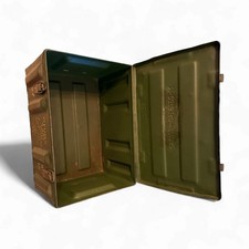 VINTAGE MILITARY ARMY METAL