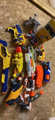 Nerf guns bundle seen - guns, in