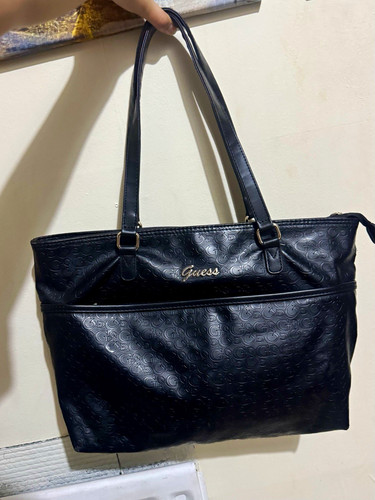 Guess black logo - guess, embossed
