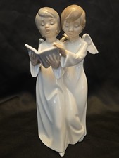 NAO by Lladro Angel Choir 2