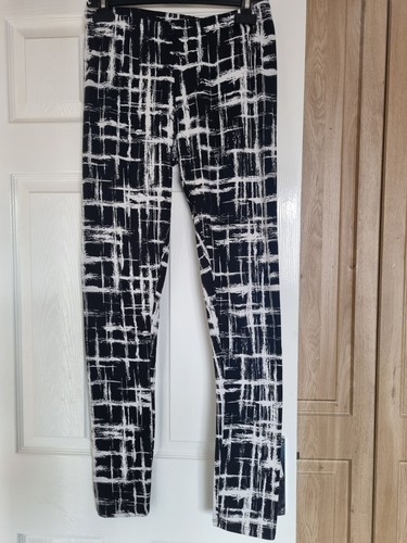 Black and white stretch