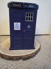 VINTAGE DR WHO  PLASTIC TARDIS