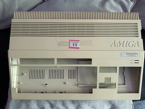 Amiga 500 plus case has - , some