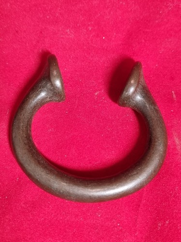 Bronze manilla currency slave - manilla,