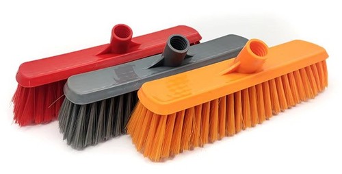 Outdoor broom with metal - with,