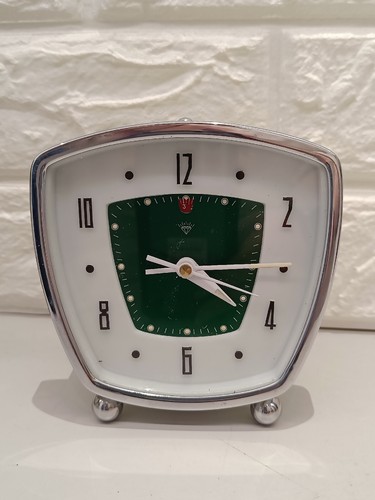 Alarm clock vintage - alarm, analogue