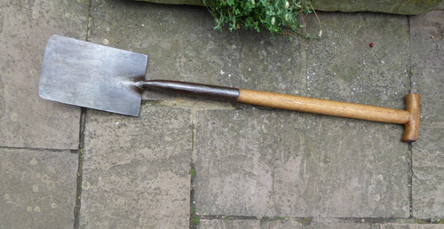 Vintage spearwell garden - vintage,