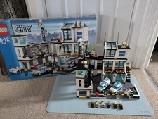 LEGO City Police Station