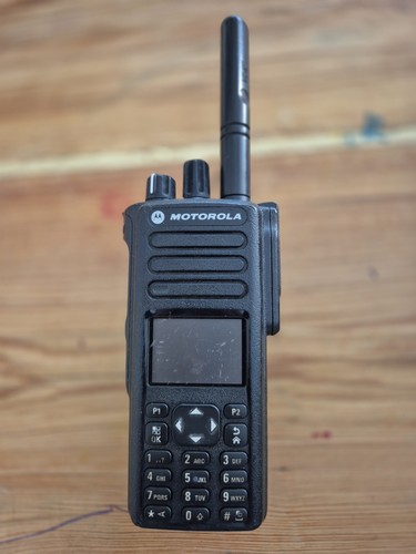 Motorola dp4800 uhf digital - uhf,