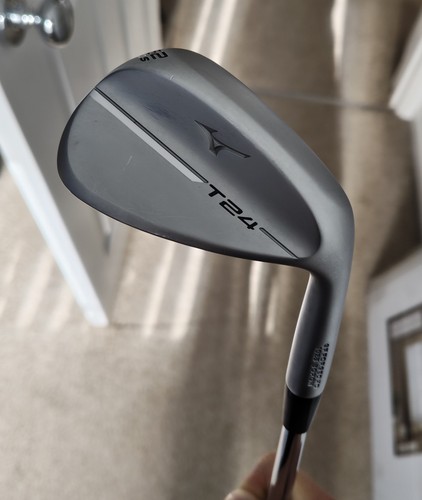 Used mizuno t24 - white, satin