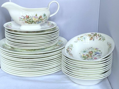 Aynsley wild tudor - "wild, dinner