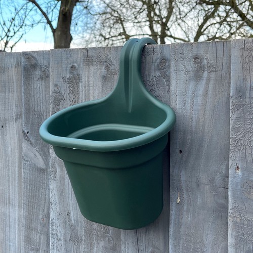 Green hanging plant pots - green,
