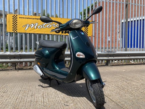 Vespa et4 et2 - 50cc, 125cc