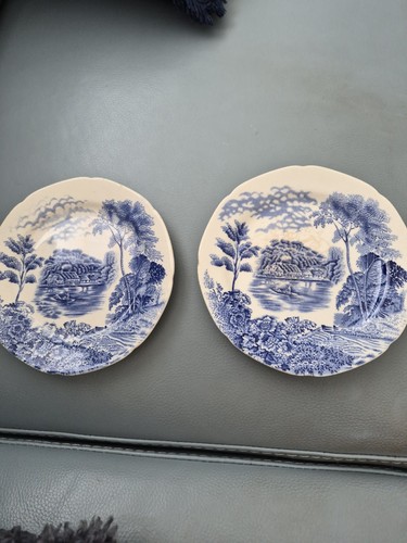 Set two vintage pountney - set,