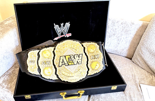 Aew world heavyweight - aew,