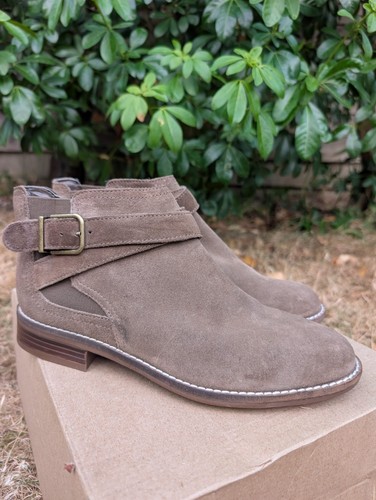 Clarks suede leather boots - clarks,