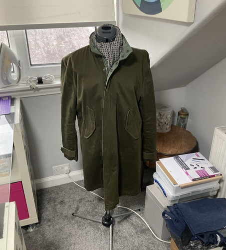 Pretty green men - green,