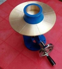 Hand Operated Flow Table