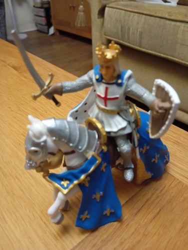 Papo horse knight figures - &,