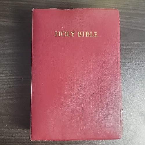 Holy bible nkjv - holy, giant