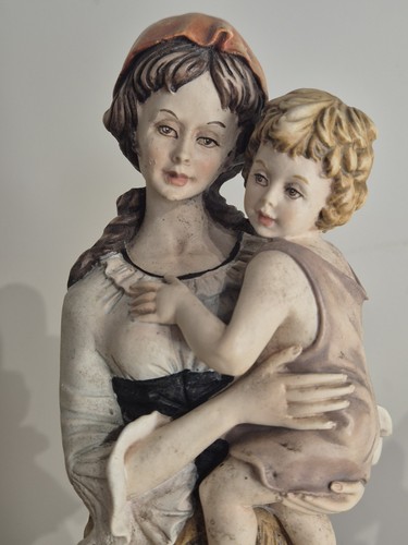 Capodimonte porcelain figurine - capodimonte,