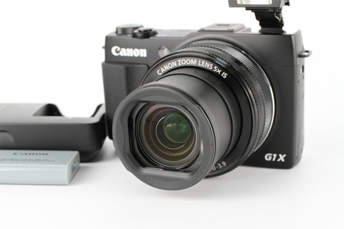 Near mint canon - canon, powershot