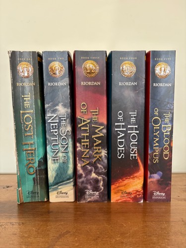Heroes olympus book set - heroes,