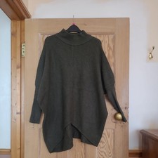 C Valentyne Italy Jumper Women’s Size M-L  