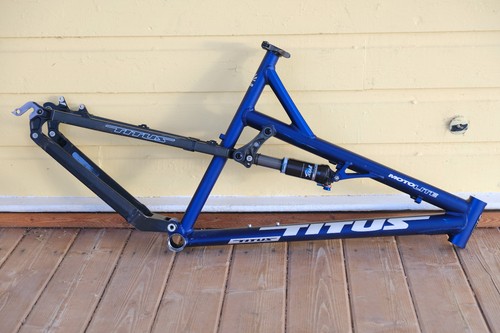 Titus motolite large full - titus,