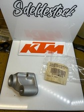 1 Right Exhaust Bracket KTM