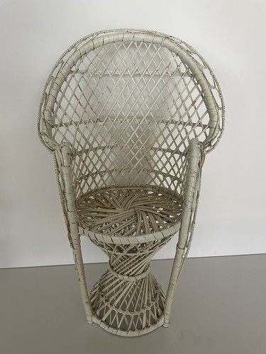 White wicker peacock fan - wicker,