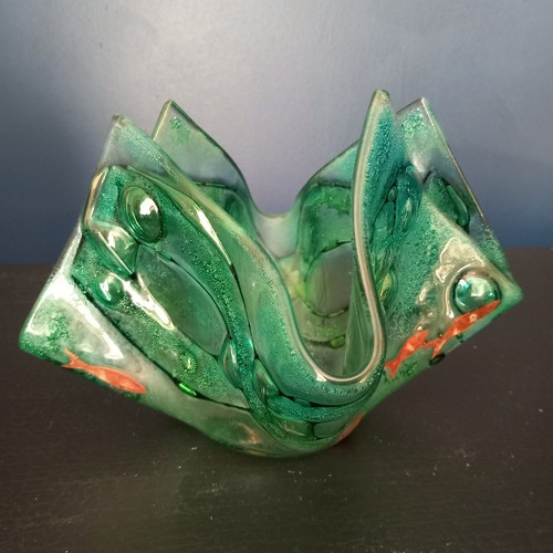 Green glass hankerchief vase - green,