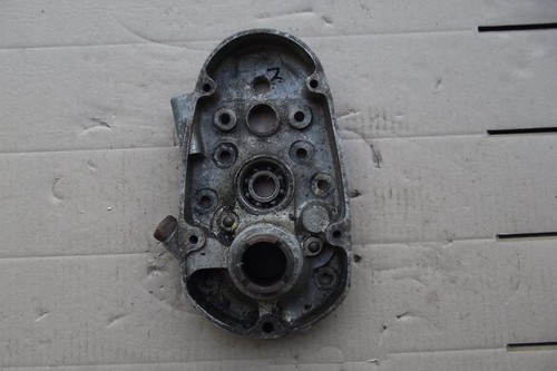 Norton upright gearbox middle - gearbox,