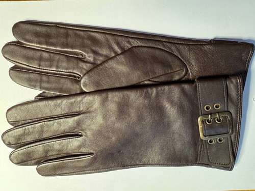 Ladies brown leather gloves