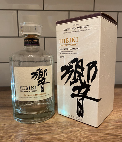 Hibiki suntory whisky empty - suntory,