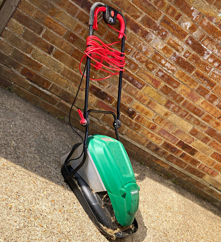 Qualcast corded electric push - qualcast,