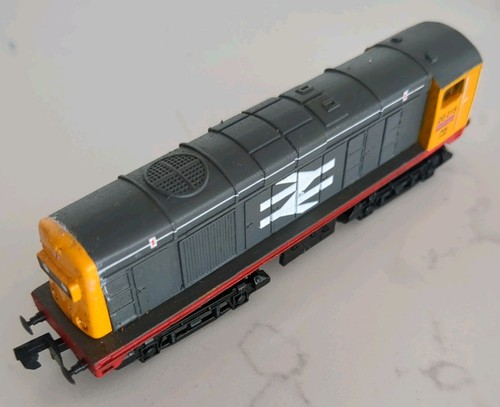 Graham farish gauge 8208 - no,
