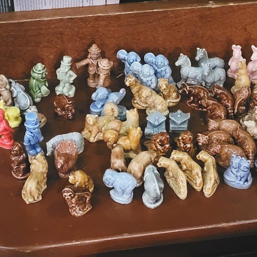 Wade whimsies figurines red - wade,