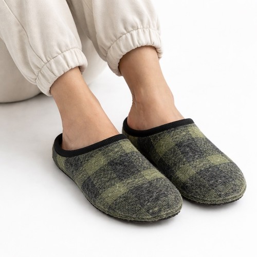Haflinger wool slippers - wool,