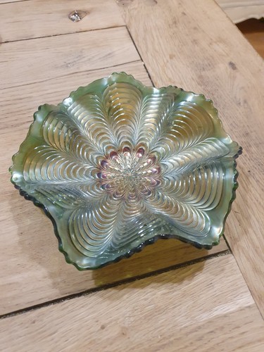 Carnival glass green - carnival,